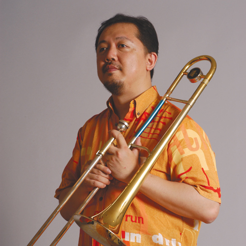 中路英明