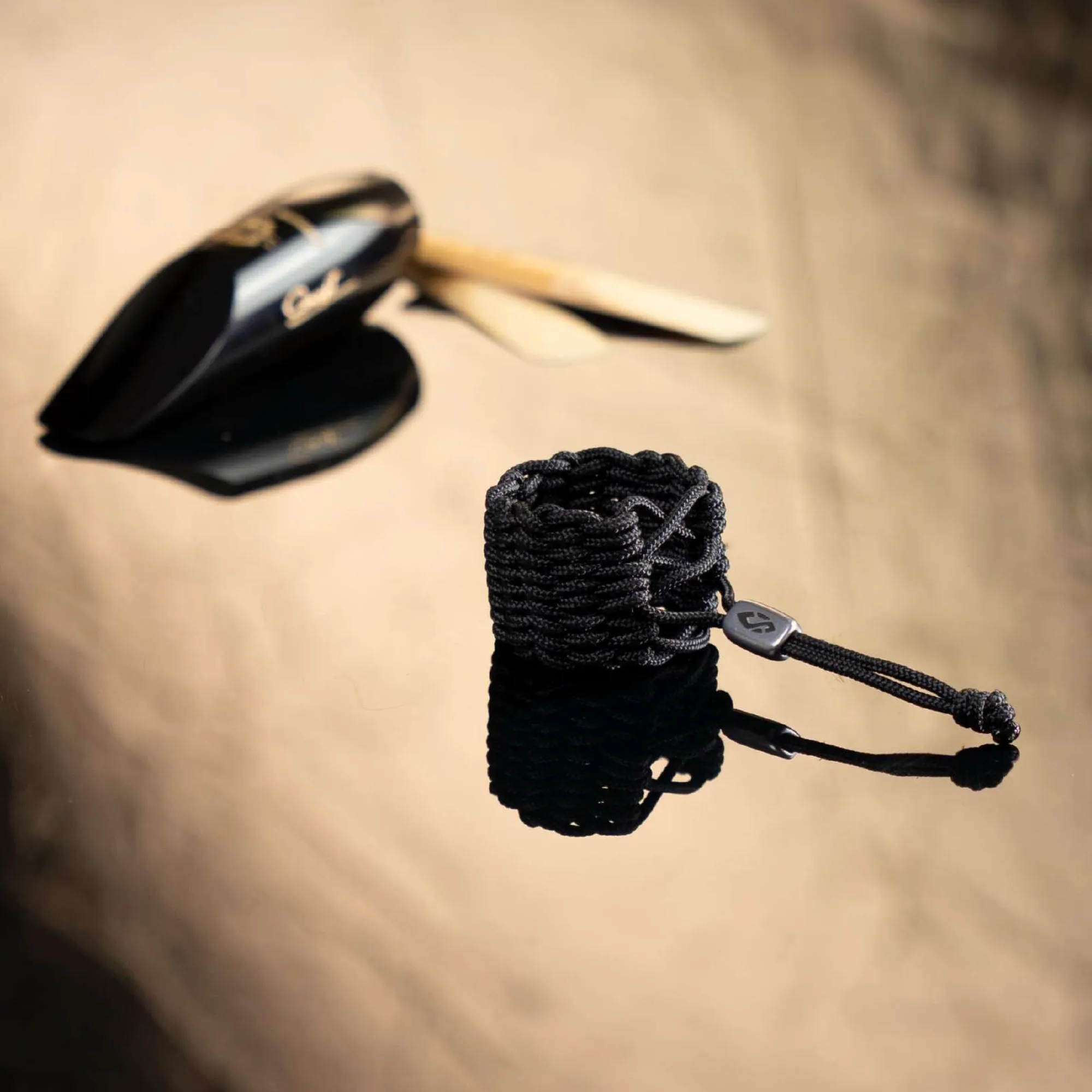 クラリネット＆サクソフォン用リガチャー「フィブラ」